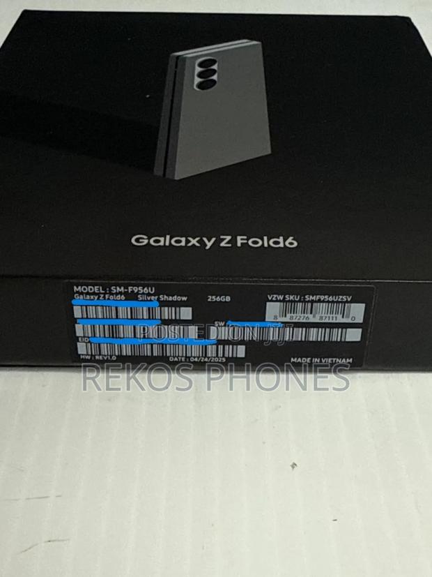 New Samsung Galaxy Z Fold6 256 GB Silver photo 4