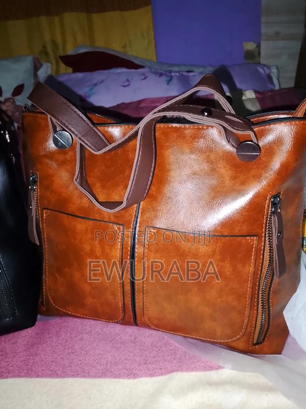 Highly Trending Ladies Handbag photo 2