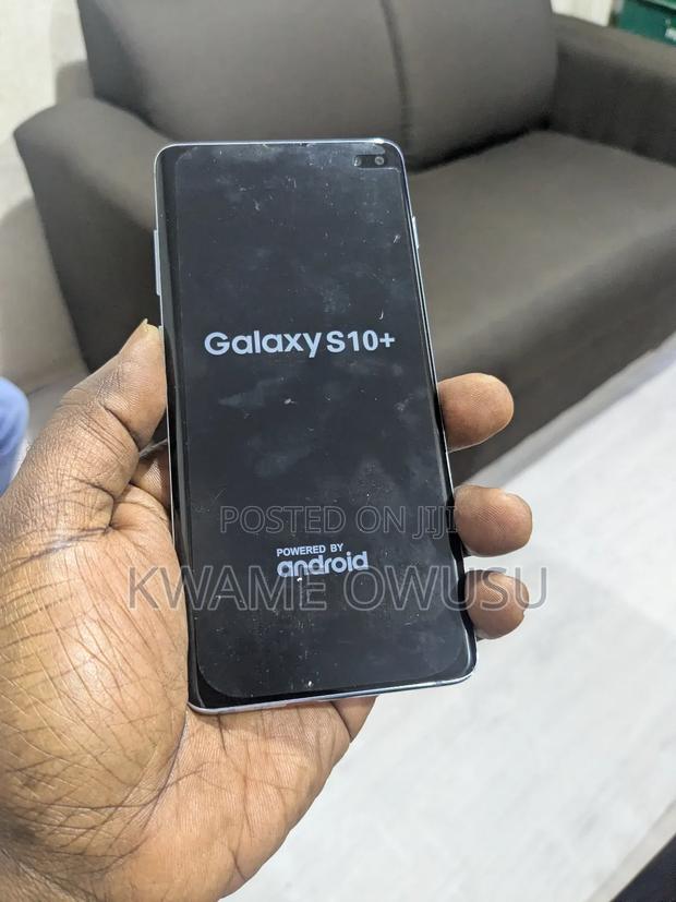 New Samsung Galaxy S10 Plus 128 GB Blue · Photo 3