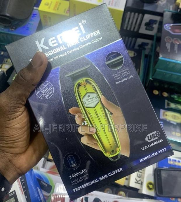 Kemei Cordless Hair Clipper · Photo 2
