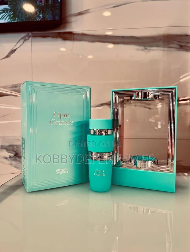 Opus Grande Perfume · Photo 3
