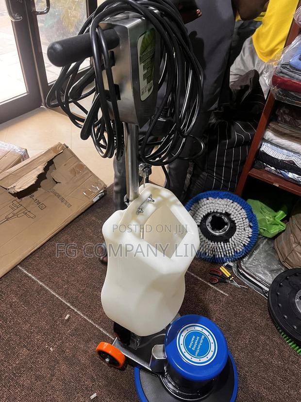 Multipurpose Floor and Carpet Cleaner photo 4