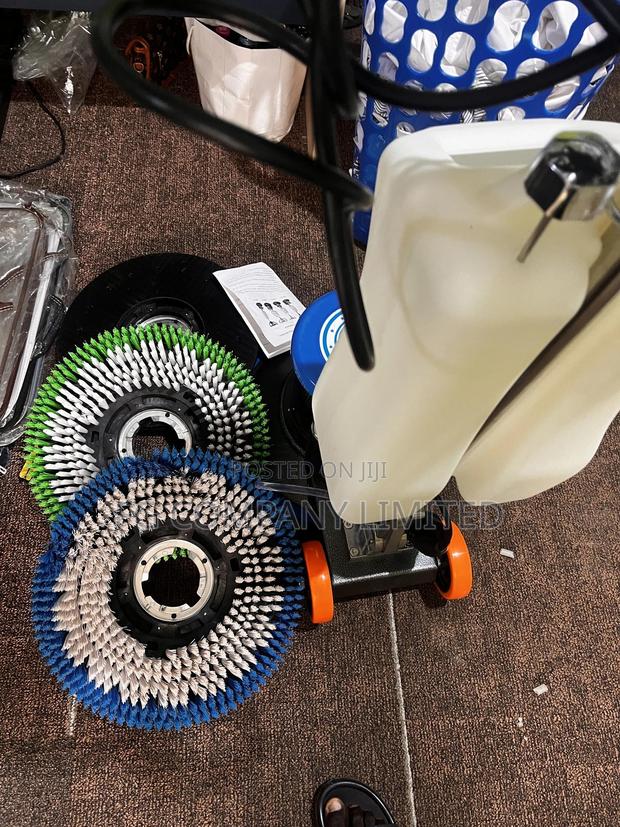 Multipurpose Floor and Carpet Cleaner photo 2