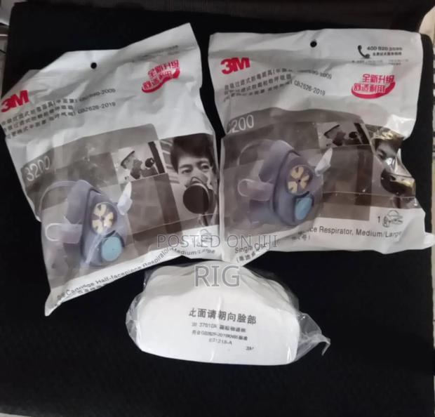 3m 3200 Single Cartridge Half Facepiece Respirator Plus Filter photo 2