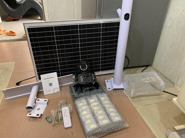 2way Audio High Quality 4gdual Lens Solar Street Light Camera Sensor photo 4