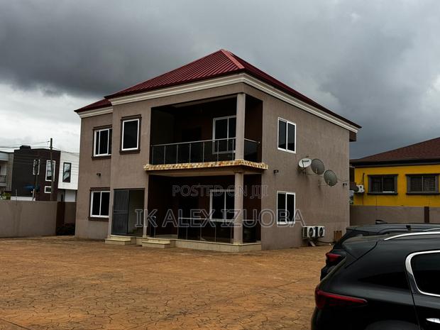 Furnished 4bdrm Apartment in Ability Square Down for rent photo 2