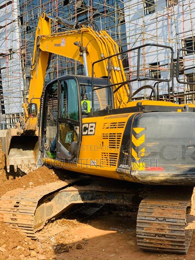 JCB Water Truck Excavator for Rental