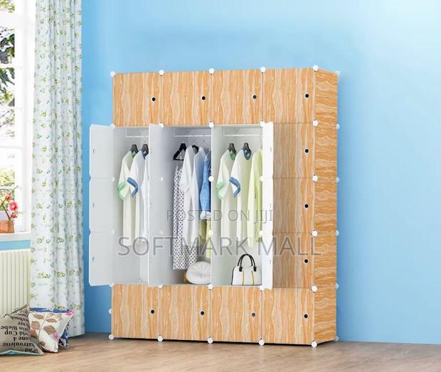 20 Cubes Wardrobe · Photo 1