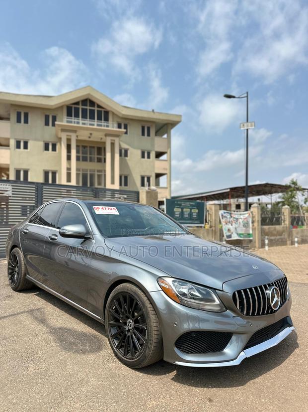 Mercedes-Benz C300 Luxury 4matic Sedan AWD (2.0L 4cyl 7A) 2017 Silver