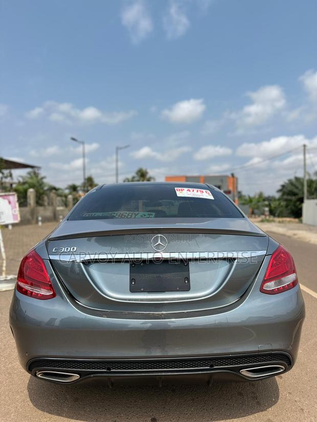 Mercedes-Benz C300 Luxury 4matic Sedan AWD (2.0L 4cyl 7A) 2017 Silver