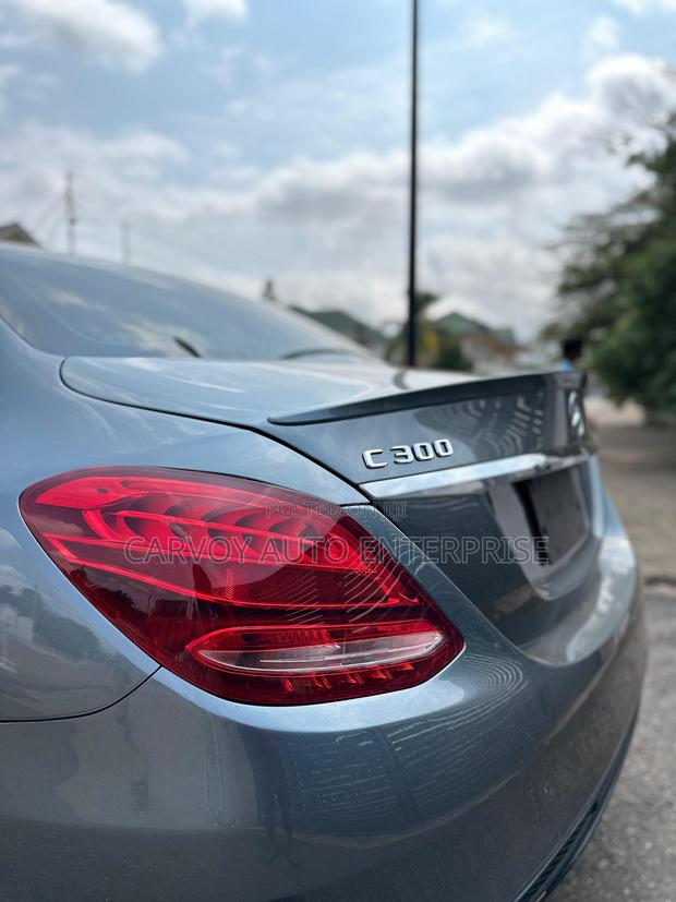 Mercedes-Benz C300 Luxury 4matic Sedan AWD (2.0L 4cyl 7A) 2017 Silver