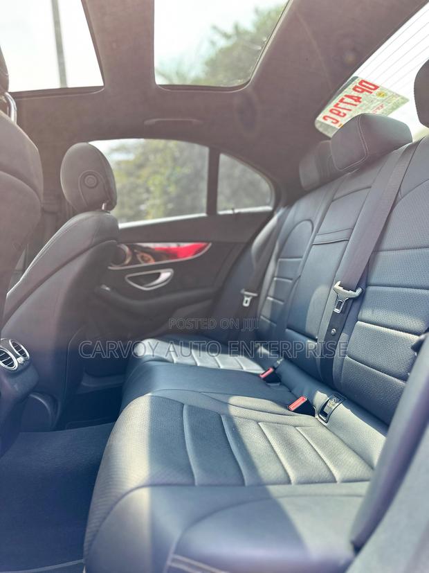 Mercedes-Benz C300 Luxury 4matic Sedan AWD (2.0L 4cyl 7A) 2017 Silver