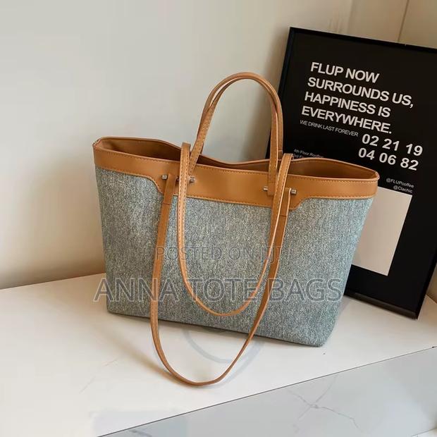 Ladies Handbag photo 2