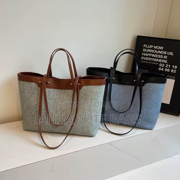 Ladies Handbag photo 5