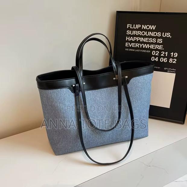 Ladies Handbag photo 4