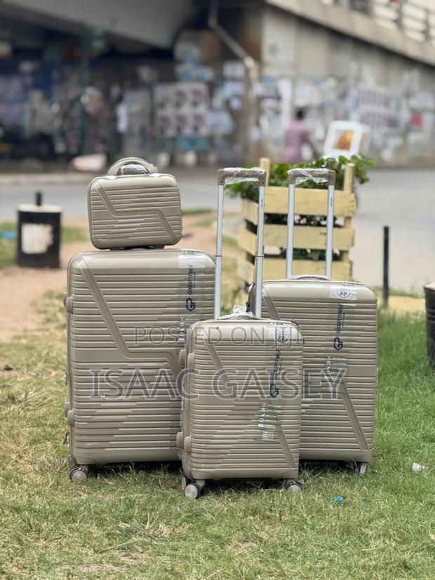 4 In 1 Trolling Anticrake Luggages /Traveling Bags · Photo 2