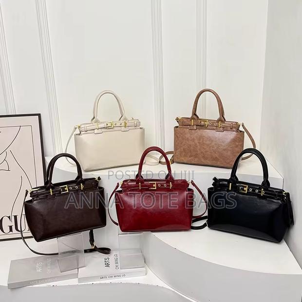 Stylish Handbag photo 3