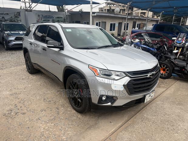 Chevrolet Traverse Premier AWD 2019 Gray