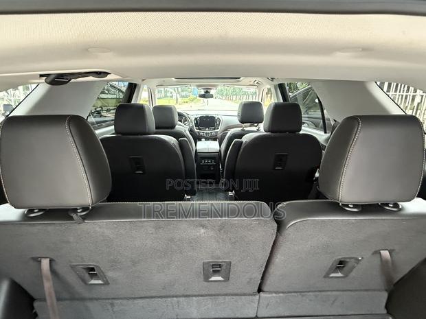 Chevrolet Traverse Premier AWD 2019 Gray