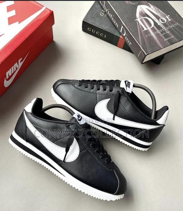 Nike Cortez photo 2