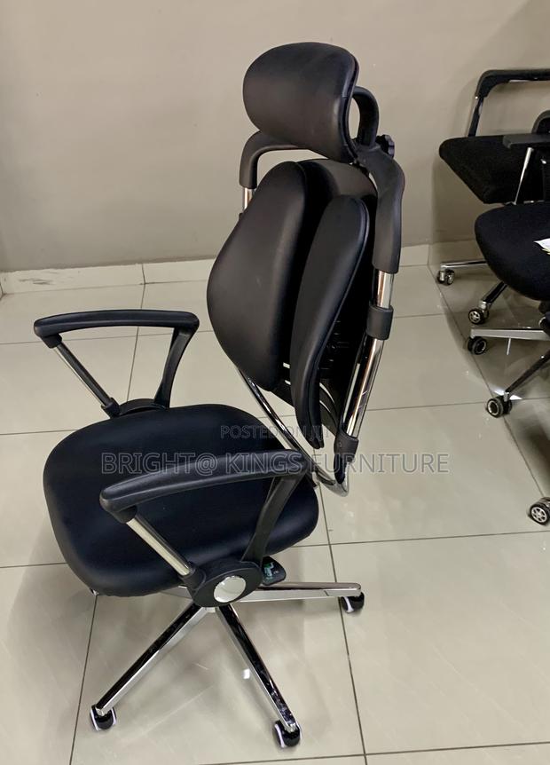 Ergonomic Swivel Chair photo 3