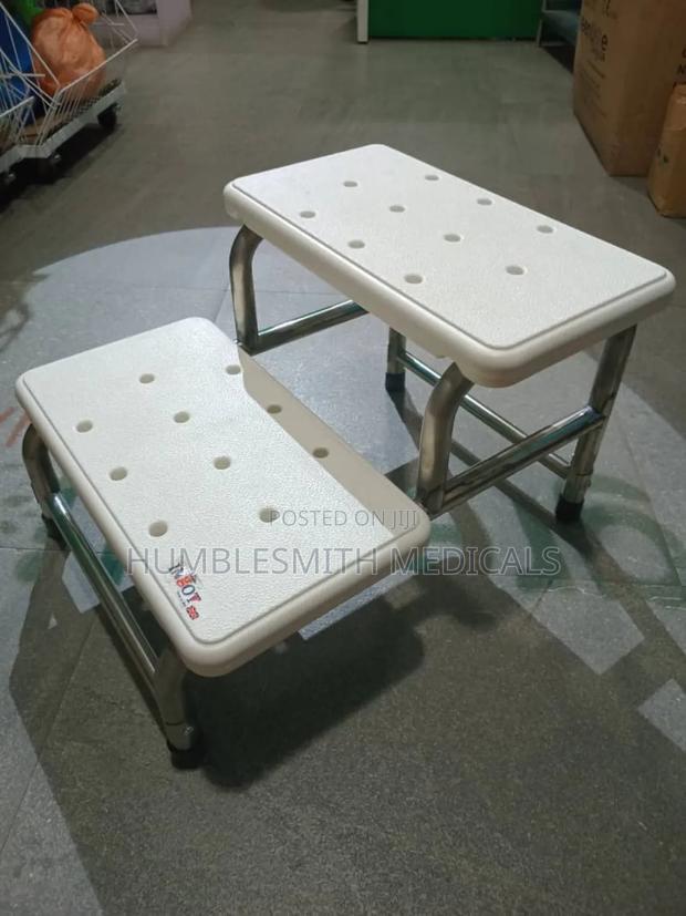 Stepping Stool Double · Photo 3