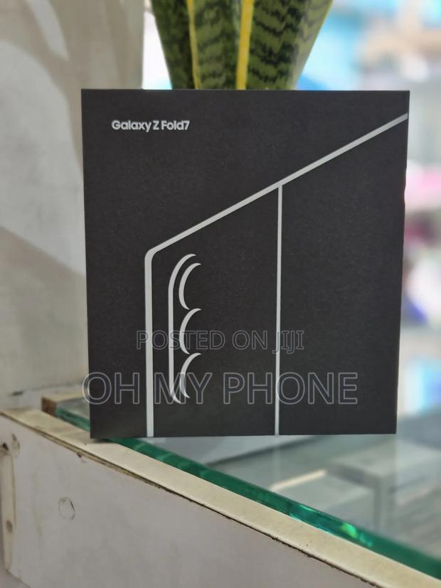 New Samsung Galaxy Z Fold7 256 GB Silver