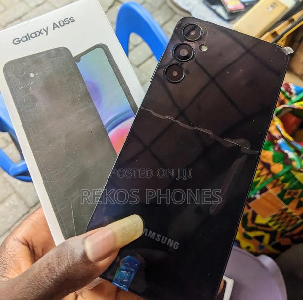 New Samsung Galaxy A05s 128 GB Black