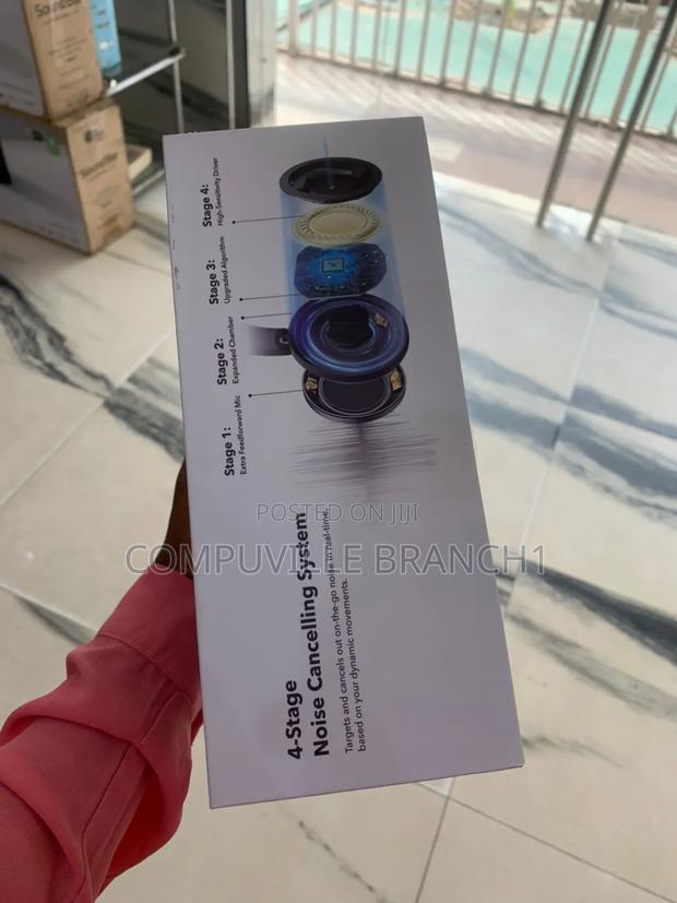 Soundcore Space One Pro photo 3