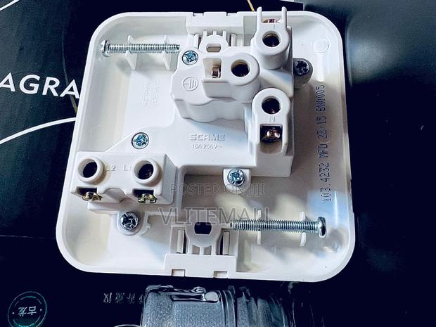 Scame Single Socket(Italy) · Photo 4