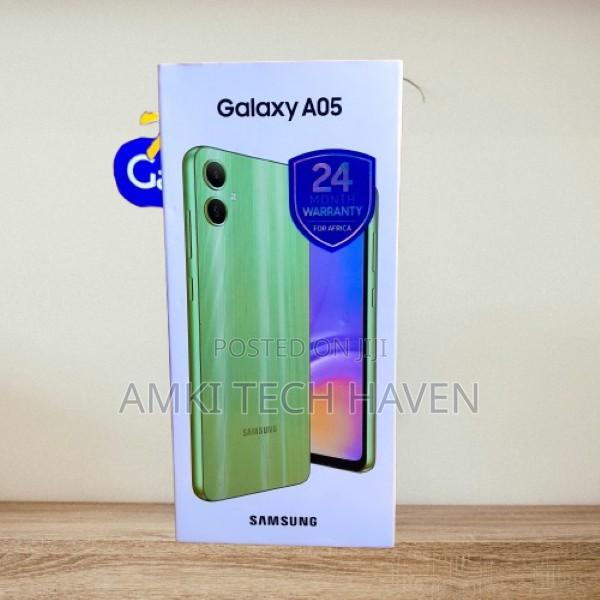 New Samsung Galaxy A05 64 GB Green