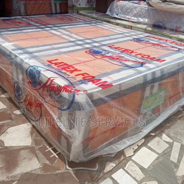 Foam Mattress Large Size 16inches · Photo 3