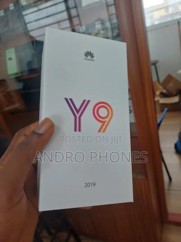 New Huawei Y9 2019 128 GB Black · Photo 2