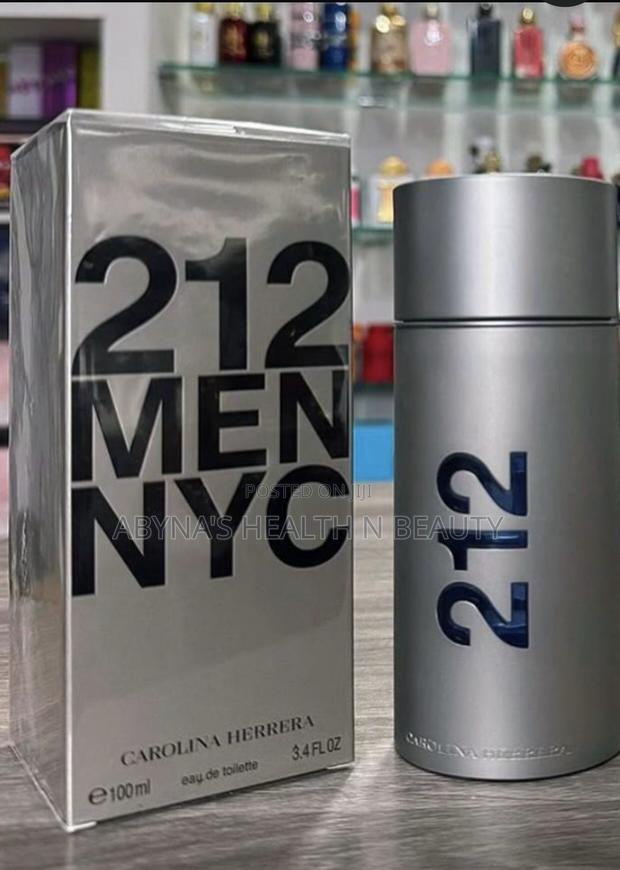 Carolina Herrera 212 Men Nyc Perfume · Photo 2