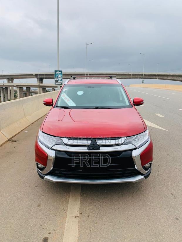 Mitsubishi Outlander SEL FWD 2018 Red
