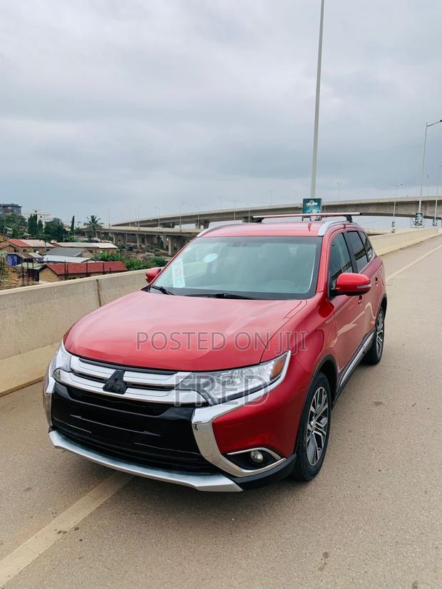 Mitsubishi Outlander SEL FWD 2018 Red