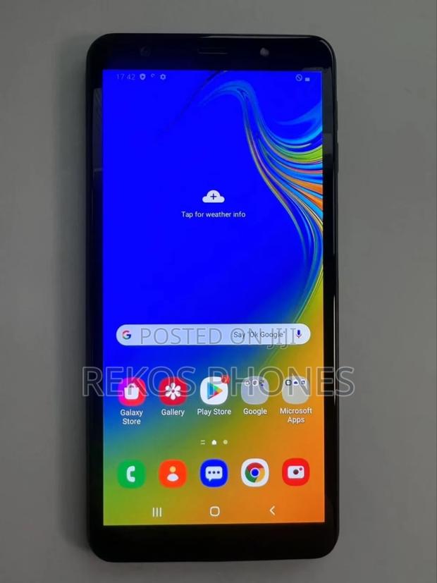 New Samsung Galaxy A7 64 GB Black photo 2