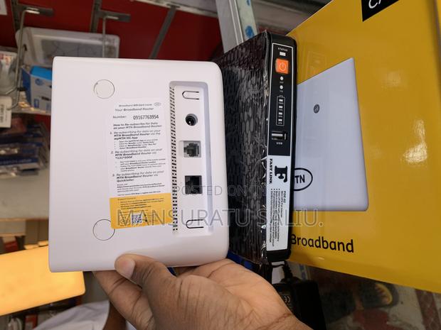 MTN Universal 4g Router Cat 4 With Ups photo 6
