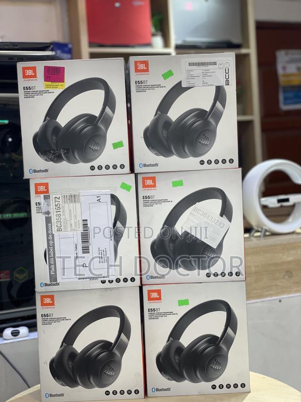 JBL E55bt Wireless Over-Ear Bluetooth Headphones – Black photo 2