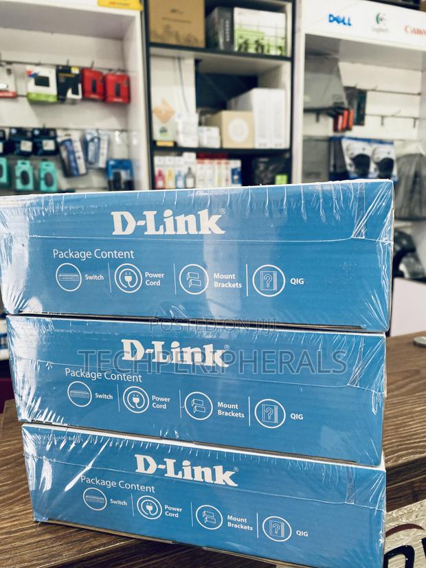 D-Link 24 Port Gigabit Unmanaged Ethernet Switch photo 3