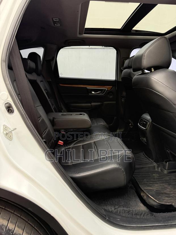 Honda CR-V Touring 2021 White photo 9