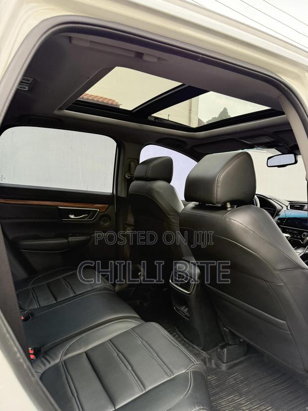 Honda CR-V Touring 2021 White photo 8
