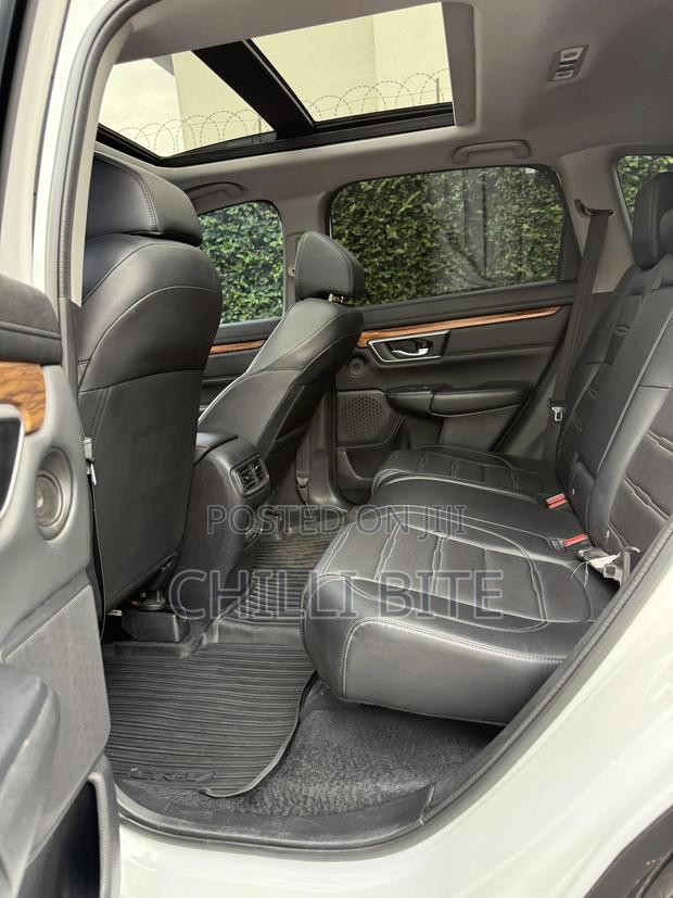 Honda CR-V Touring 2021 White photo 7