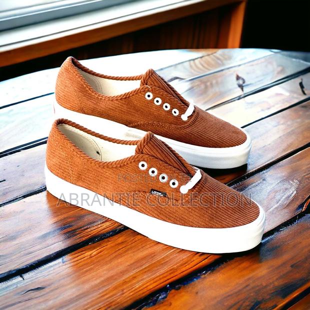 Authentic Vans Coudray Brown/White Available · Photo 3
