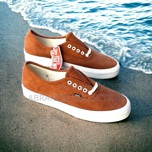 Authentic Vans Coudray Brown/White Available · Photo 4