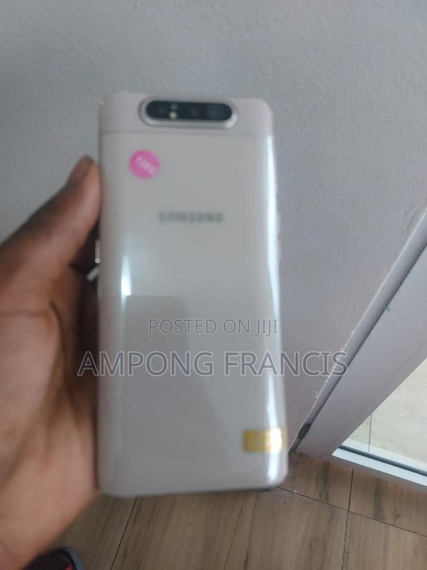 Samsung Galaxy A80 128 GB Gold · Photo 3