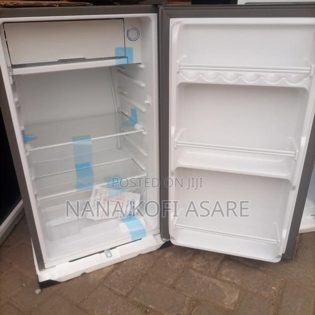 Pearl 91litres Table Top Refrigerator Pf-09-5e photo 2