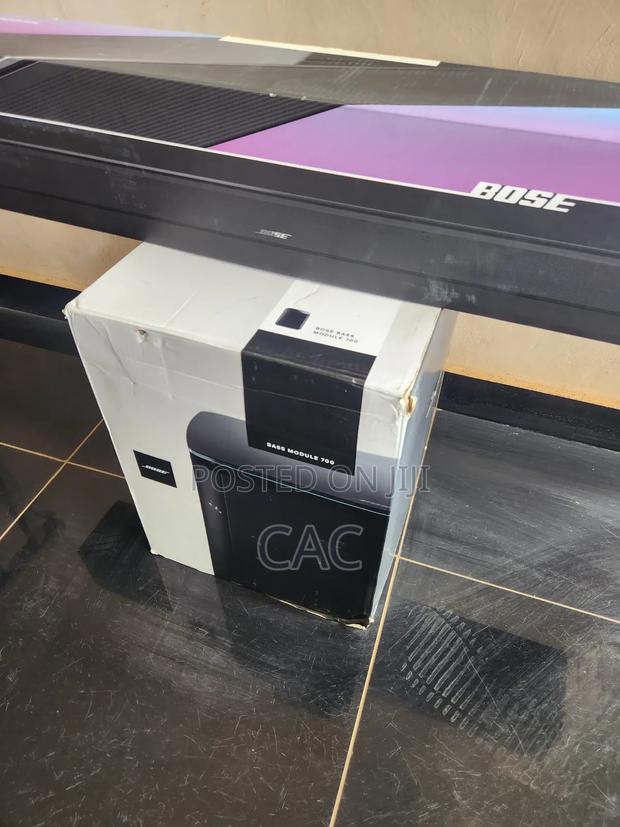 Bose Smart Ultra Soundbar 900 Bass Module 700 photo 2