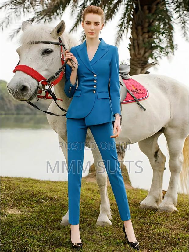 More Classic Ladies Are Available in Stock · Photo 4