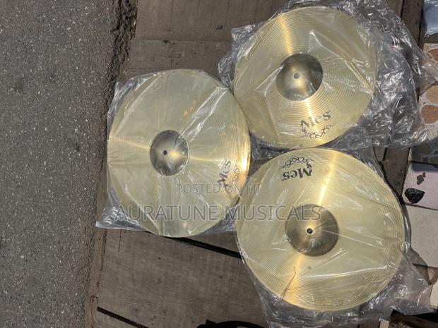 Mes Set Cymbals · Photo 4